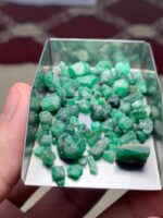 Impressive 57ct Swat Emerald Rough Lot - Image 4