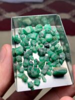 Impressive 57ct Swat Emerald Rough Lot - Image 5