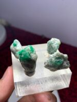 77.20ct Swat Emerald Specimen Lot – Natural Uncut Crystals (28x15x12mm Avg.) - Image 2