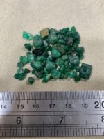 Distinctive 56.80ct Swat Emerald Rough Lot - Image 12