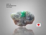 43.97ct Emerald Specimen from Swat – A Striking Natural Formation