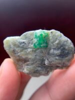 43.97ct Emerald Specimen from Swat – A Striking Natural Formation - Image 2