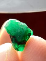 Bold and Beautiful: A 4.19ct Emerald Crystal from Swat Valley - Image 5