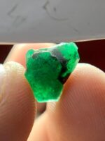 Bold and Beautiful: A 4.19ct Emerald Crystal from Swat Valley - Image 9