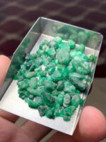 51.40 Carat Swat Emerald Rough Lot – Natural Gemstone Treasure - Image 11