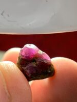 Rare Treasure: 11.10 ct Afghan Ruby Specimen Unveiled - Image 2