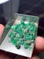 Swat’s Monumental Treasure: A 38.50 Carat Emerald Rough Lot - Image 11