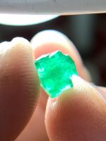 1.12 ct Swat Emerald Crystal — Bright Green Brilliance from the Valley of Gems - Image 4