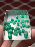30 Carat Swat Emerald Rough Lot – Dimensions 9.45 × 7.70 × 4.78 mm - Image 9