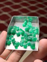 45.12 Carat Swat Emerald Rough Lot – Natural from Pakistan - Image 9