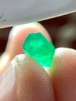 1.47 Carat Emerald Crystal from Swat — A Natural Spark of Green Perfection - Image 4
