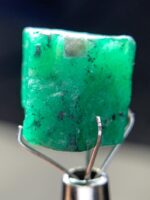 10.67ct Swat Emerald Crystal: A Rare Natural Marvel (10x11x10mm) - Image 2