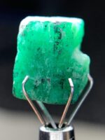 10.67ct Swat Emerald Crystal: A Rare Natural Marvel (10x11x10mm) - Image 3