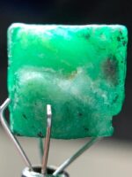 10.67ct Swat Emerald Crystal: A Rare Natural Marvel (10x11x10mm) - Image 4