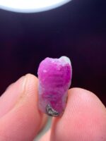 The 10.30 ct Afghan Ruby Specimen: A Gemstone of Timeless Beauty - Image 5