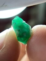 3.51 ct Emerald Crystal from Swat – The Timeless Elegance of Natural Green - Image 10