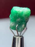 5.97ct Swat Emerald Crystal: A Vivid Green Treasure from Pakistan’s Gem Valley - Image 9