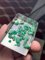 A Remarkable 33.69 ct Emerald Rough Lot from Swat - Image 3
