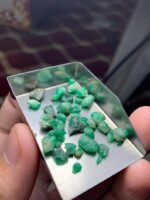 A Remarkable 33.69 ct Emerald Rough Lot from Swat - Image 7