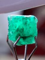 Nature’s Green Jewel: 2.50ct Swat Emerald Crystal (6.85 × 5.46 × 6.60 mm) - Image 3
