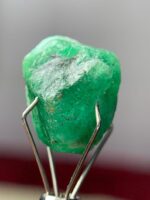 8.03ct Swat Emerald Crystal: Natural Untreated Gemstone - Image 5