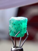 Nature’s Green Jewel: 2.50ct Swat Emerald Crystal (6.85 × 5.46 × 6.60 mm) - Image 5