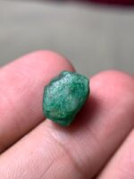 8.03ct Swat Emerald Crystal: Natural Untreated Gemstone - Image 9