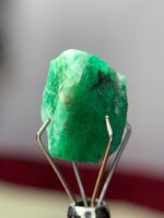 8.03ct Swat Emerald Crystal: Natural Untreated Gemstone - Image 10