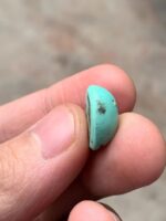 Elegant and Earthy — 7.90 ct Afghan Turquoise Cabochon - Image 6