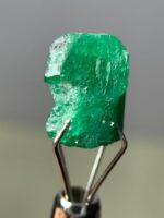 3.435ct Swat Emerald Crystal – Natural Green Beauty in 10.62 x 7.87 x 5.64mm Form - Image 4