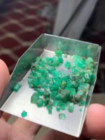 A New Gem Discovery: 29ct Panjshir Emerald Rough Lot - Image 2