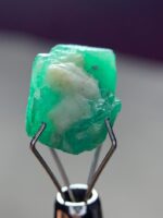 Stunning 3.75ct Swat Emerald Crystal with Strong Hexagonal Form - Image 7