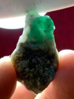 36.25 ct Emerald Specimen from Swat Valley (31.39 × 18.84 × 9.70 mm): A Crystal of Pure Elegance - Image 10