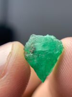 2.725ct Swat Emerald Crystal – Elegant Natural Form (11.46 x 8.98 x 4.14mm) - Image 4