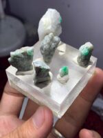 Massive 117.10ct Swat Emerald Specimens Lot – Largest Piece 27x23x12mm - Image 4