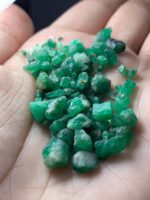 49.25ct Swat Emerald Rough Lot – Natural Green Crystals Avg. 10.07 x 6.61 x 4.37mm - Image 3