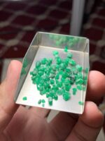 18.47 ct Swat Emerald Rough Lot – Untouched Green Treasures from the Heart of Pakistan - Image 7