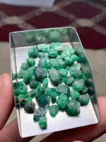 Exquisite 52.18ct Swat Emerald Rough Lot - Image 10