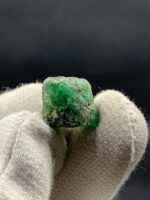 11.50 Carat Afghan Emerald Crystal: Panjshir Gemstone - Image 4
