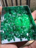 Facet Grade Rough - 138.5 ct - Vivid Green Emerald From Swat, Pakistan - Image 8