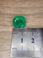 GIA Certified 8.81 ct Emerald from Zambia - Image 2