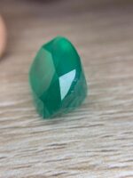 AIG Certified Minor Oil 12.59 CT Emerald from Zambia - Image 10