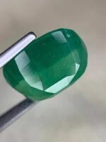 AIG Certified Minor Oil 12.59 CT Emerald from Zambia - Image 5