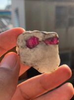 82 ct Natural Afghan Ruby Specimen – Alien-Like Twin Crystal - Image 4