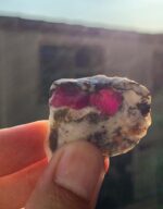 82 ct Natural Afghan Ruby Specimen – Alien-Like Twin Crystal - Image 7