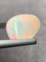 White Opal – 6.76 Carat Pear-Shaped Cabochon Gemstone - Image 4