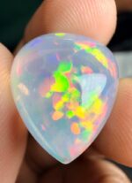 12.93 Carat Natural White Opal from Ethiopia – A True Gemstone Masterpiece - Image 4