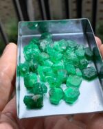 130 ct Vivid Green Rough Emerald from Swat, Pakistan - Image 7