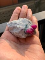 Beautiful 536 ct Ruby Specimen from Afghanistan - Image 9