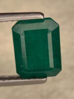 2.92 Carat Emerald – Elegant Emerald Cut Faceted Gemstone - Image 4